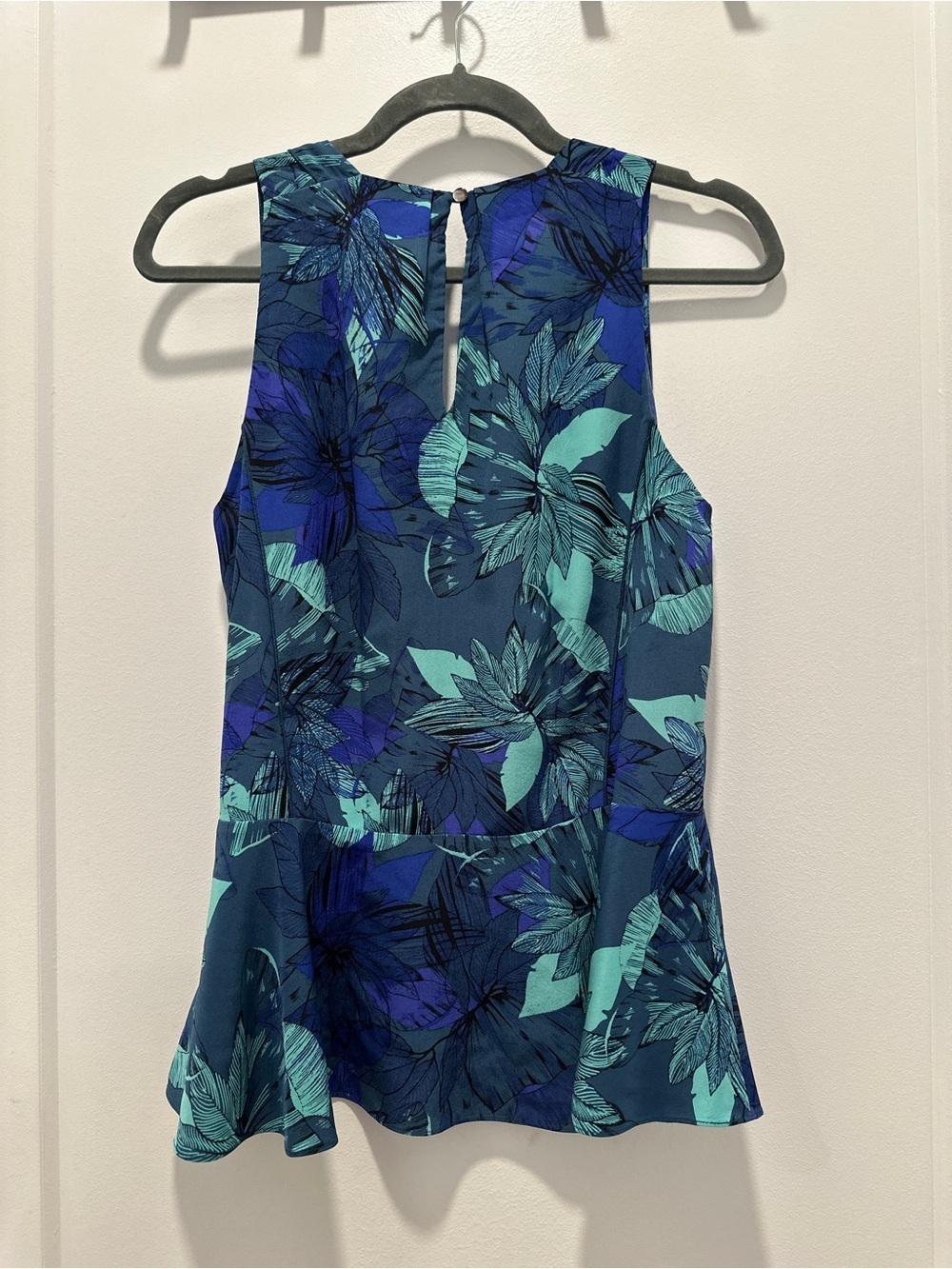 Rebecca Taylor 100% Silk Peplum Blouse Top Size 6 Tropical Floral Sleeveless - Picture 2 of 6